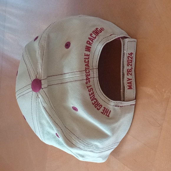 New Indy 500 108th Gainbridge 100% Cotton Trucker Cap Contrast Maroon & Stone - Picture 3 of 5